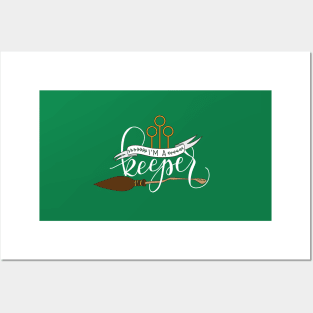 White 'I'm A Keeper' Pun - Green Posters and Art